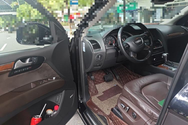 Used Audi Q7 2014 35 TFSI Sport Edition Driver Seat