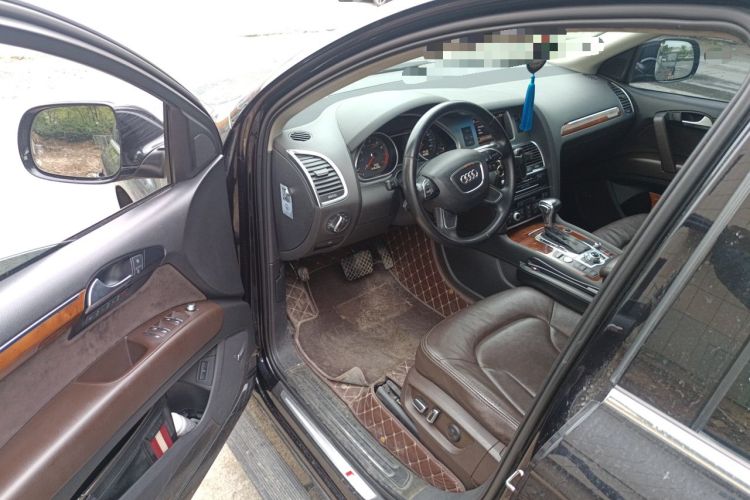 Used Audi Q7 2014 35 TFSI Sport Edition Driver Seat