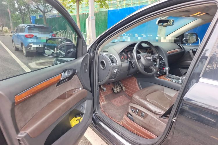 Used Audi Q7 2014 35 TFSI Ambition Edition Driver Seat