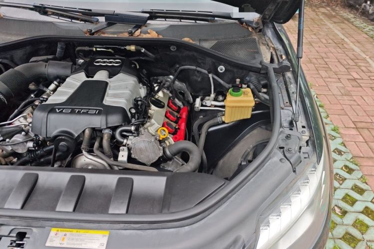 Used Audi Q7 2014 35 TFSI Sport Edition Engine Bay Left