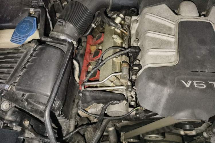 Used Audi Q7 2014 35 TFSI Off-road Model Engine Bay Right