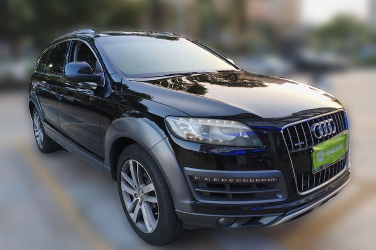 Used Audi Q7 2014 35 TFSI Off-road Model Exterior 2