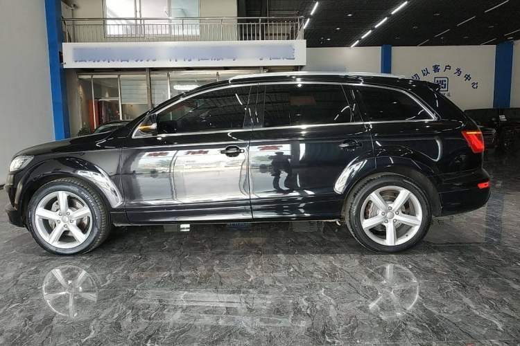 Used Audi Q7 2014 35 TDI Sport Edition Exterior 4