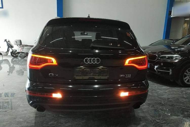 Used Audi Q7 2014 35 TDI Sport Edition Exterior 5