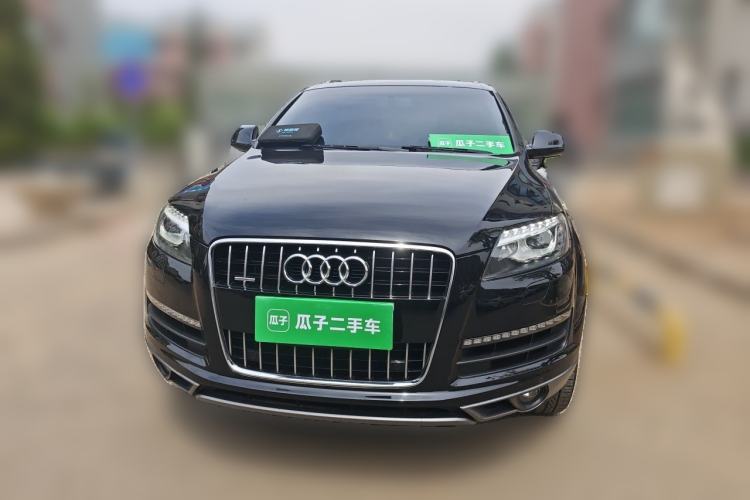 Used Audi Q7  Front