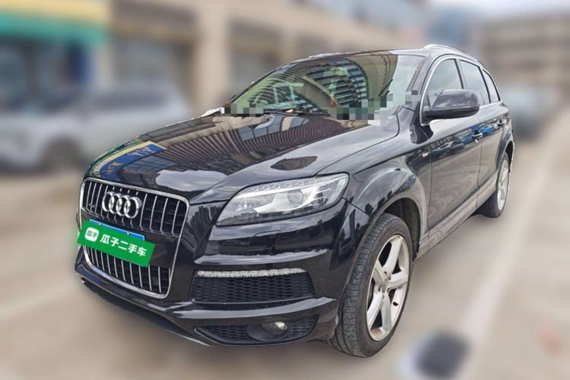 Used Audi Q7  Front Left 45 Deg