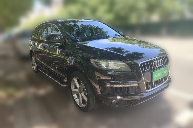Used Audi Q7 2014 40 TFSI Sport Edition Front Right 45 Deg