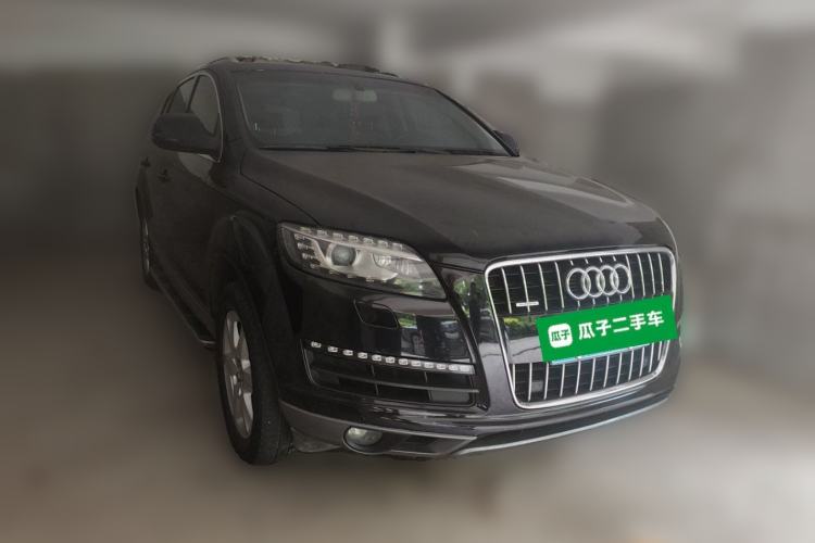 Used Audi Q7 2014 35 TFSI Ambition Edition Front Right 45 Deg