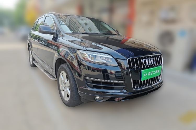 Used Audi Q7 2014 35 TFSI Ambition Edition Front Right 45 Deg