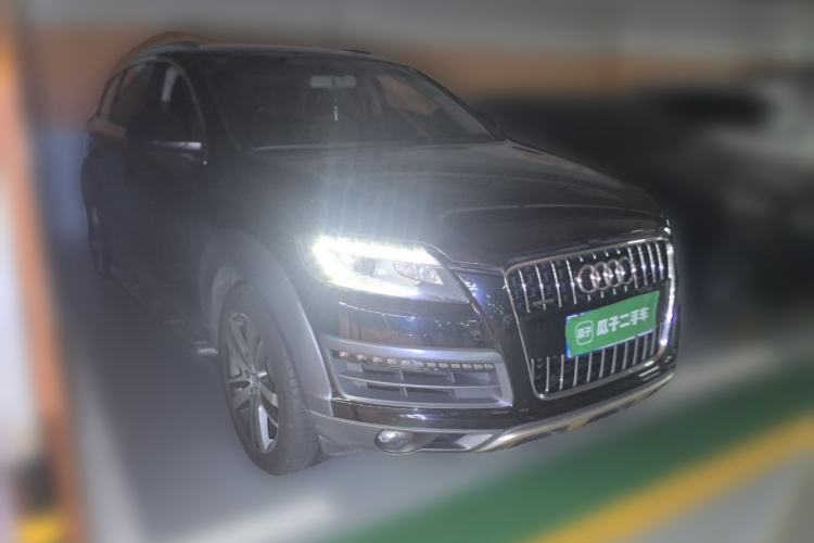 Used Audi Q7 2014 35 TFSI Off-road Model Front Right 45 Deg
