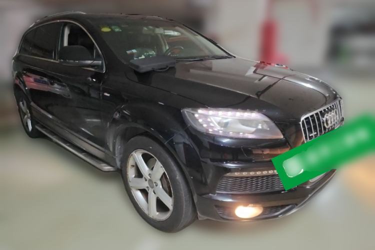 Used Audi Q7 2014 35 TDI Sport Edition Front Right 45 Deg