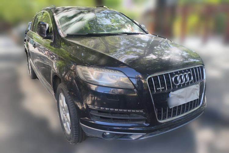 Used Audi Q7 2014 35 TFSI Ambition Edition Front Right 45 Deg