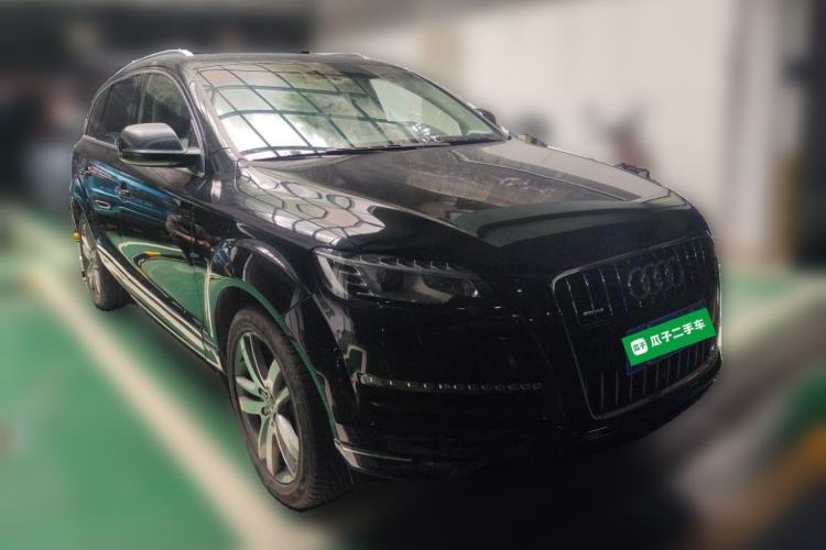 Used Audi Q7 2014 35 TFSI Off-road Model Front Right 45 Deg