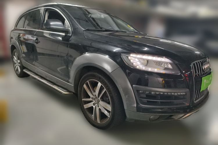 Used Audi Q7 2014 35 TFSI Off-road Model Front Right 45 Deg