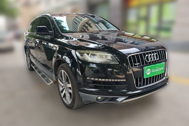 Used Audi Q7 2014 35 TFSI Ambition Edition Front Right 45 Deg