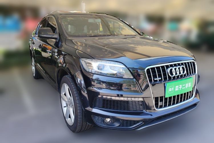 Used Audi Q7 2014 40 TFSI Sport Edition Front Right 45 Deg