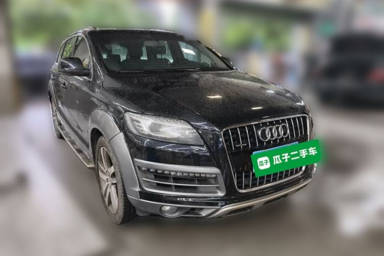 Used Audi Q7 2014 35 TFSI Off-road Model Front Right 45 Deg