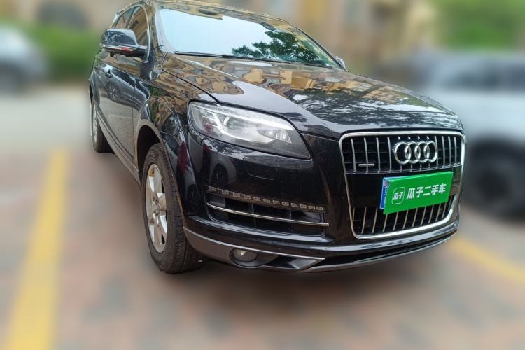 Used Audi Q7 2014 35 TFSI Ambition Edition Front Right 45 Deg
