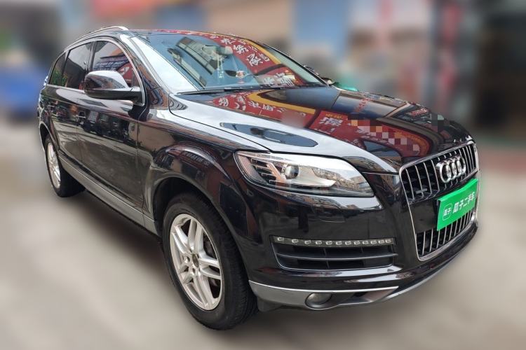 Used Audi Q7 2014 35 TFSI Ambition Edition Front Right 45 Deg