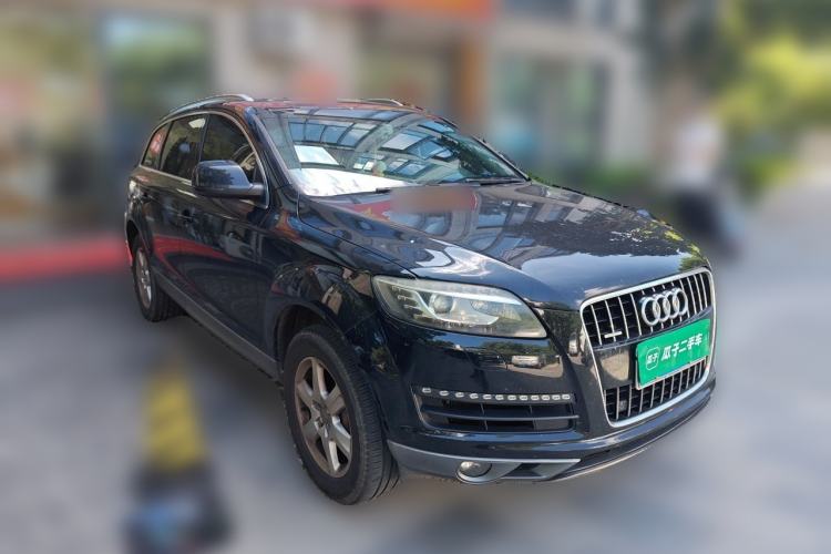 Used Audi Q7 2014 35 TFSI Ambition Edition Front Right 45 Deg