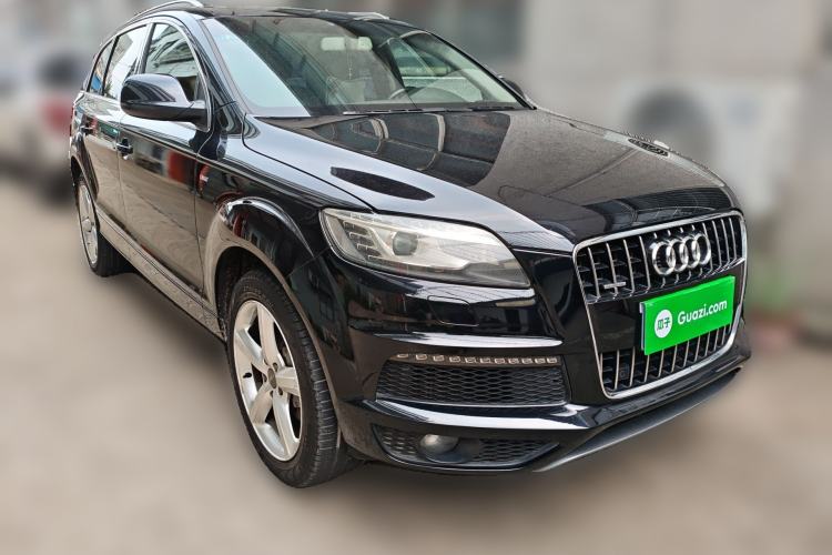 Used Audi Q7 2014 35 TDI Sport Edition Front Right 45 Deg
