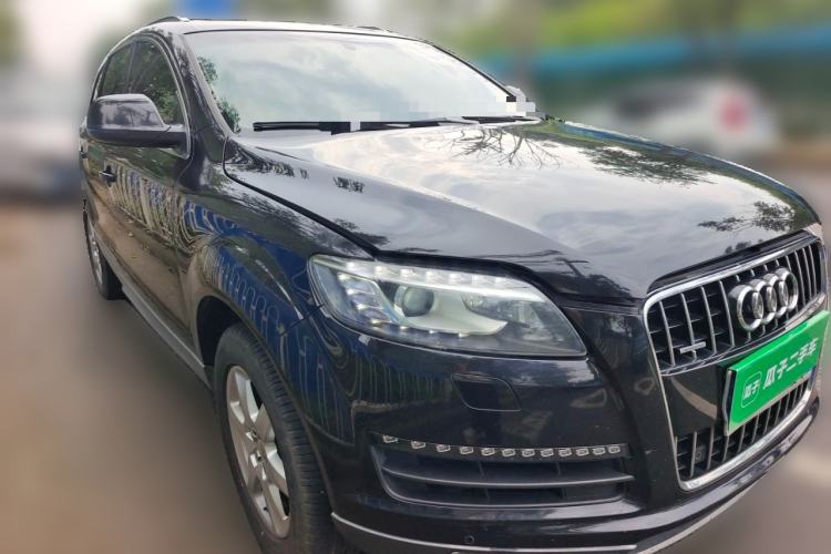 Used Audi Q7 2014 35 TFSI Ambition Edition Front Right 45 Deg