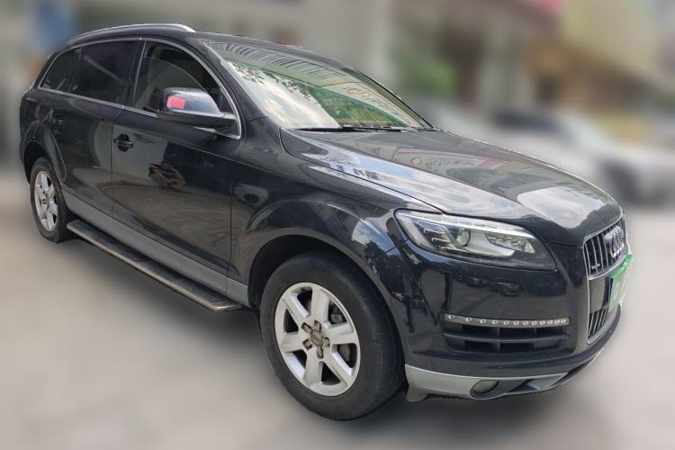 Used Audi Q7 2014 35 TFSI Ambition Edition Front Right 45 Deg