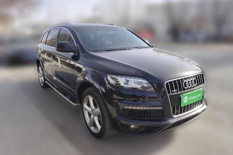 Used Audi Q7 2014 35 TFSI Sport Edition Front Right 45 Deg