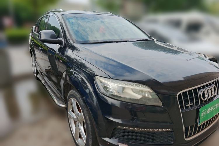 Used Audi Q7 2014 35 TFSI Sport Edition Front Right 45 Deg