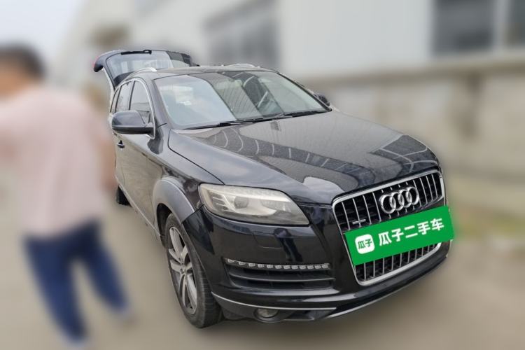 Used Audi Q7 2014 35 TFSI Off-road Model Front Right 45 Deg