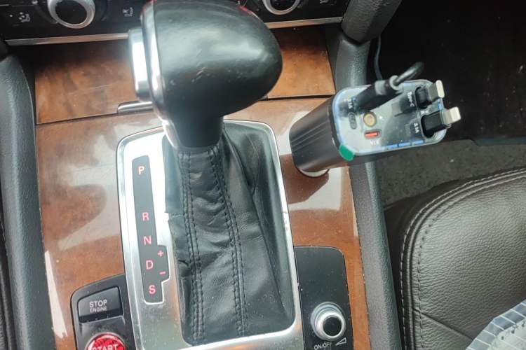 Used Audi Q7 2014 35 TFSI Ambition Edition Gear Lever