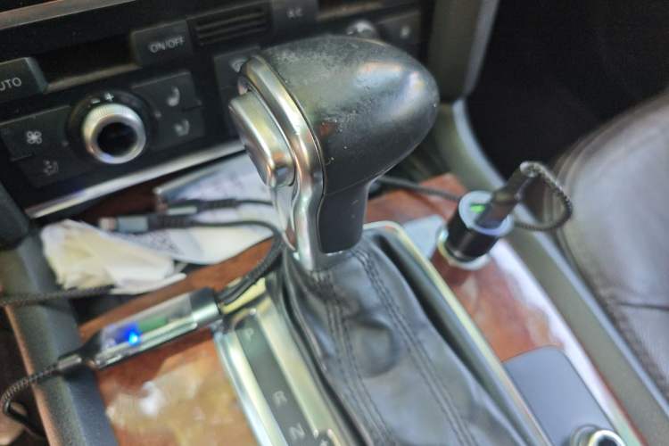 Used Audi Q7 2014 35 TFSI Sport Edition Gear Lever