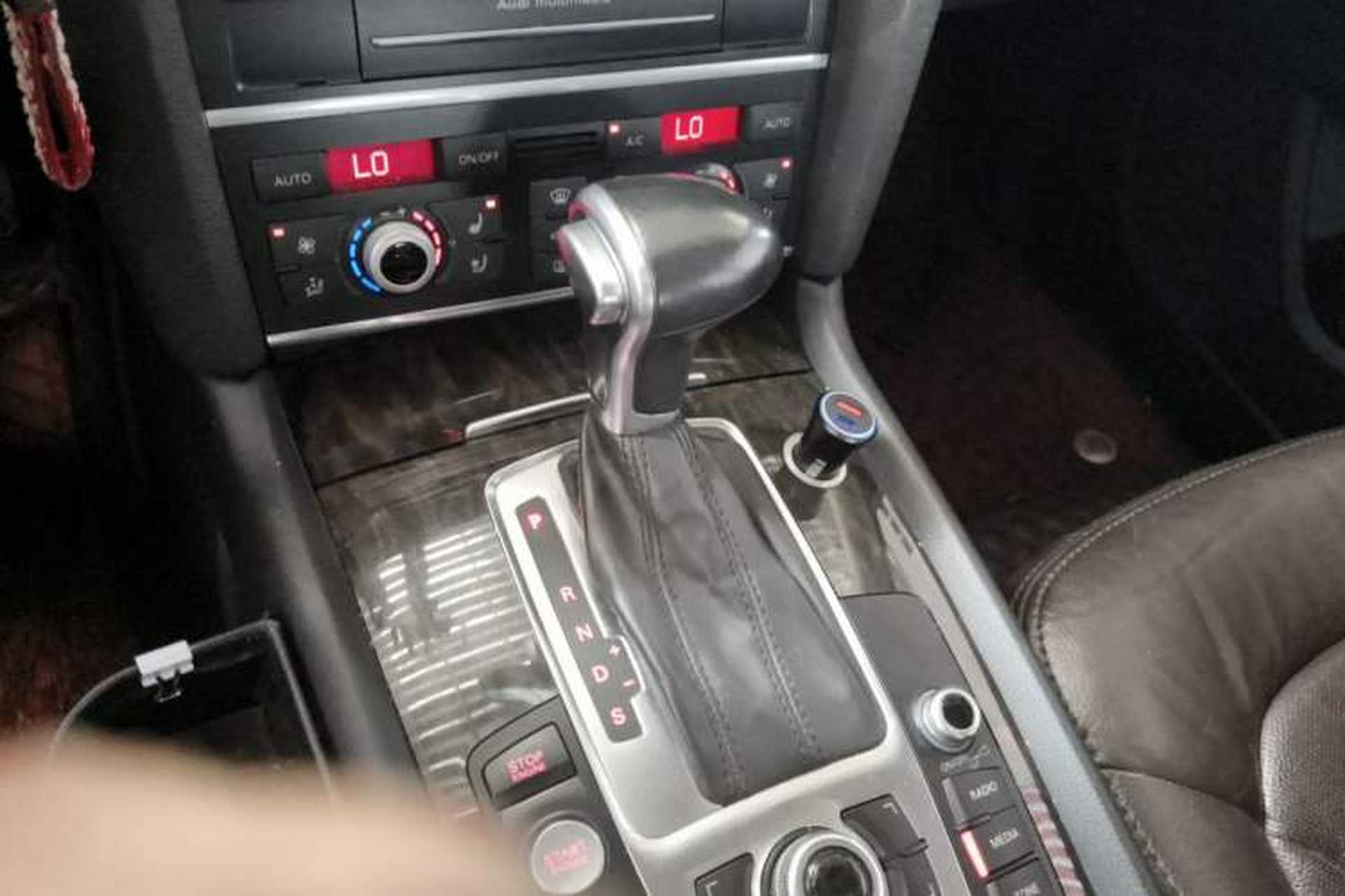 Used Audi Q7 2014 35 TFSI Ambition Edition Gear Lever
