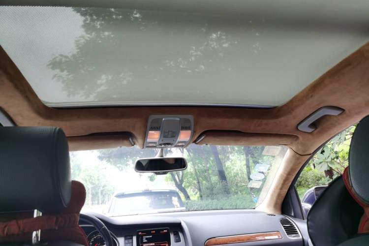 Used Audi Q7 2014 35 TFSI Sport Edition Headliner