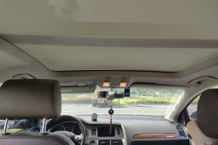 Used Audi Q7 2014 35 TDI Sport Edition Headliner