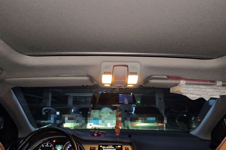 Used Audi Q7 2014 35 TDI Sport Edition Headliner