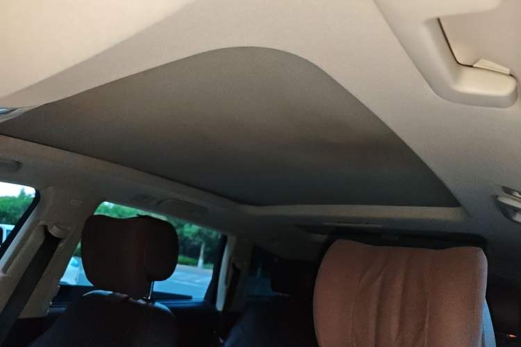 Used Audi Q7 2014 35 TFSI Sport Edition Headliner
