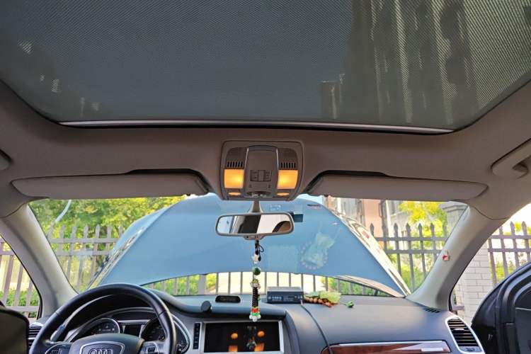 Used Audi Q7 2014 35 TFSI Ambition Edition Headliner