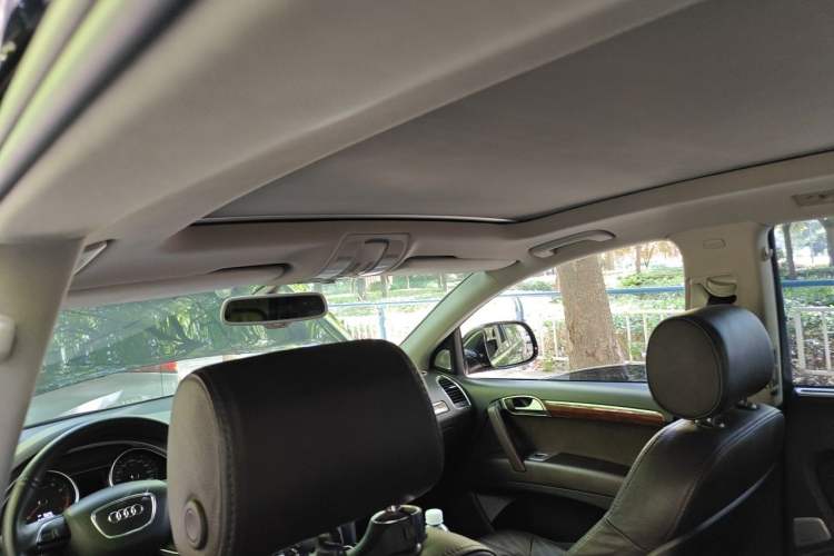 Used Audi Q7 2014 35 TFSI Ambition Edition Headliner