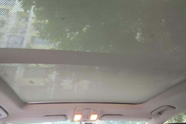 Used Audi Q7  Headliner