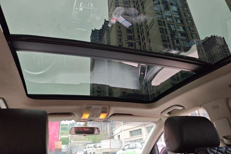 Used Audi Q7  Headliner