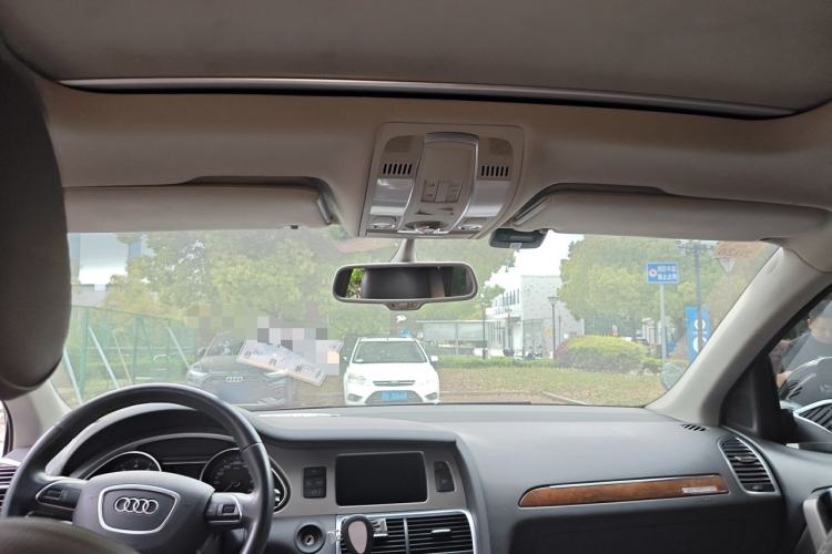 Used Audi Q7 2014 35 TFSI Ambition Edition Headliner