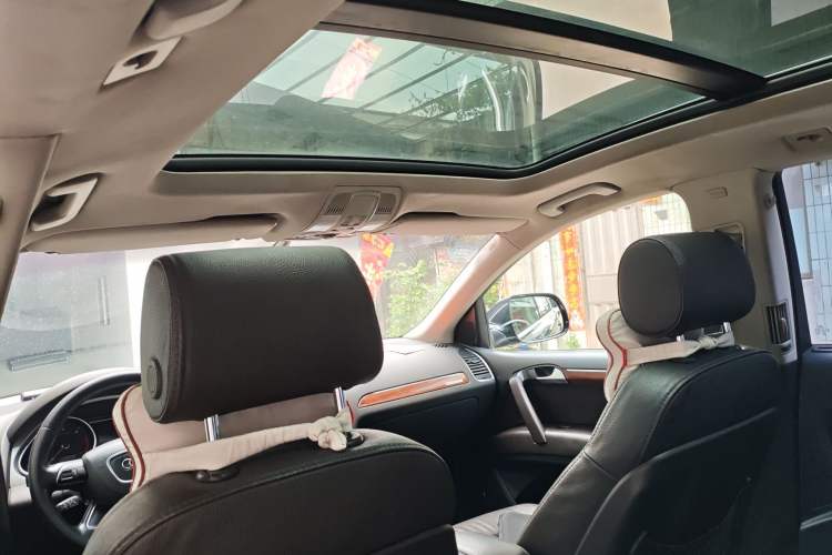 Used Audi Q7 2014 35 TDI Sport Edition Headliner