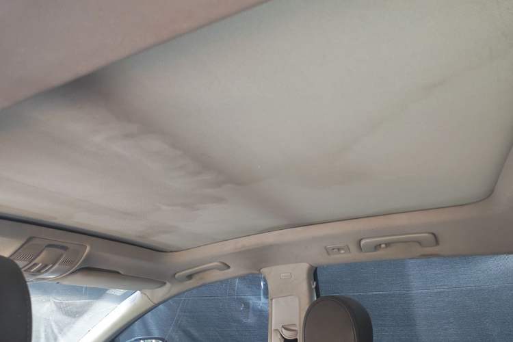 Used Audi Q7 2014 35 TFSI Off-road Model Headliner