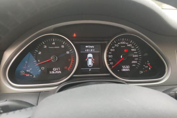 Used Audi Q7 2014 35 TFSI Sport Edition Instrument Cluster