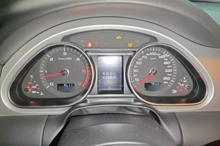 Used Audi Q7 2014 35 TDI Sport Edition Instrument Cluster