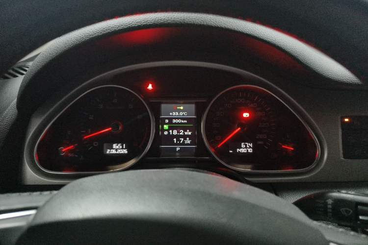Used Audi Q7 2014 35 TFSI Off-road Model Instrument Cluster