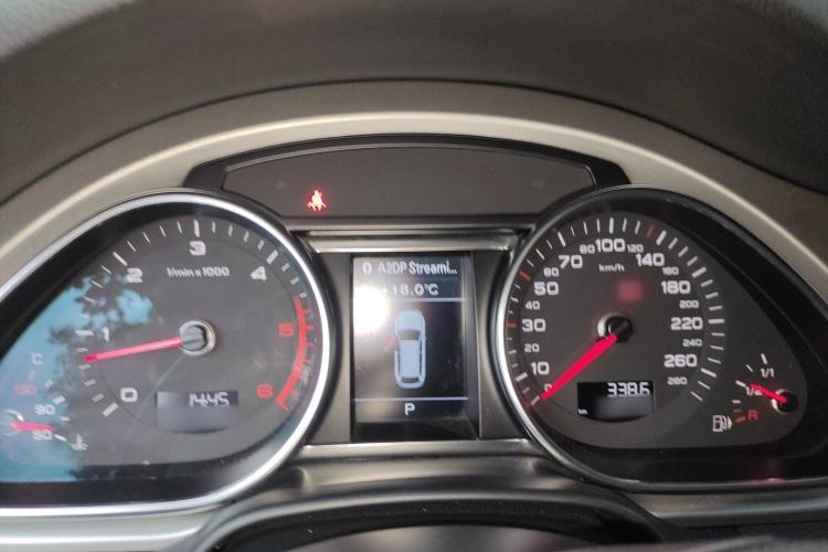 Used Audi Q7 2014 35 TDI Sport Edition Instrument Cluster