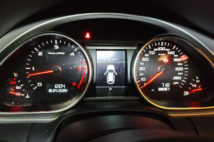 Used Audi Q7 2014 35 TDI Sport Edition Instrument Cluster