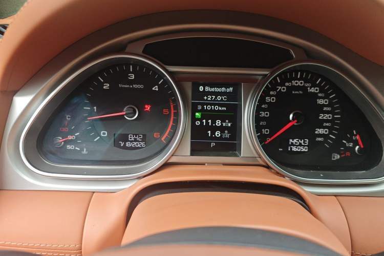 Used Audi Q7 2014 35 TDI Sport Edition Instrument Cluster